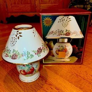 Lenox Williamsburg Boxwood & Pine Candle Lamp